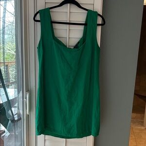 Green Sleeveless Women's Dress